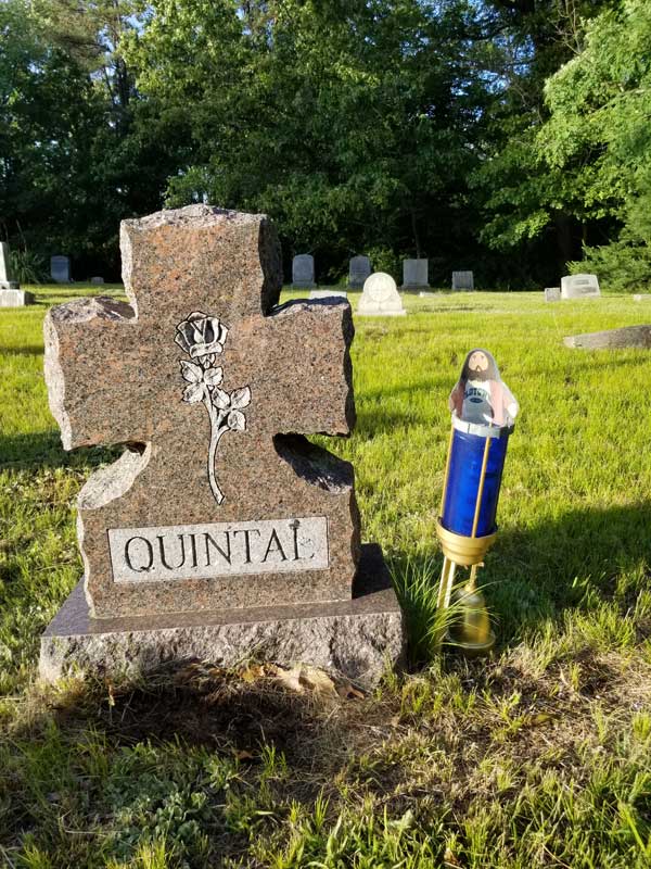 Flat Jesus visits Grampy Quntal